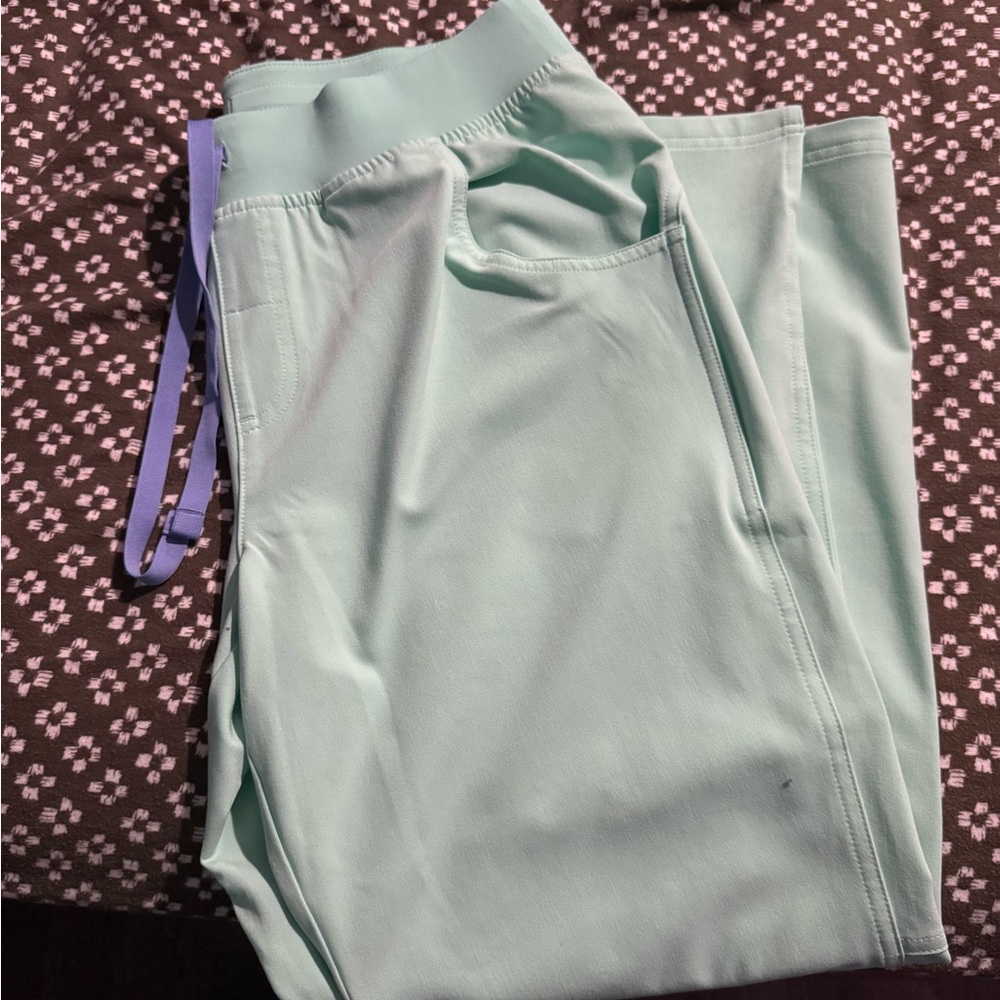 Figs Mint Green Technical Collection Set - image 3